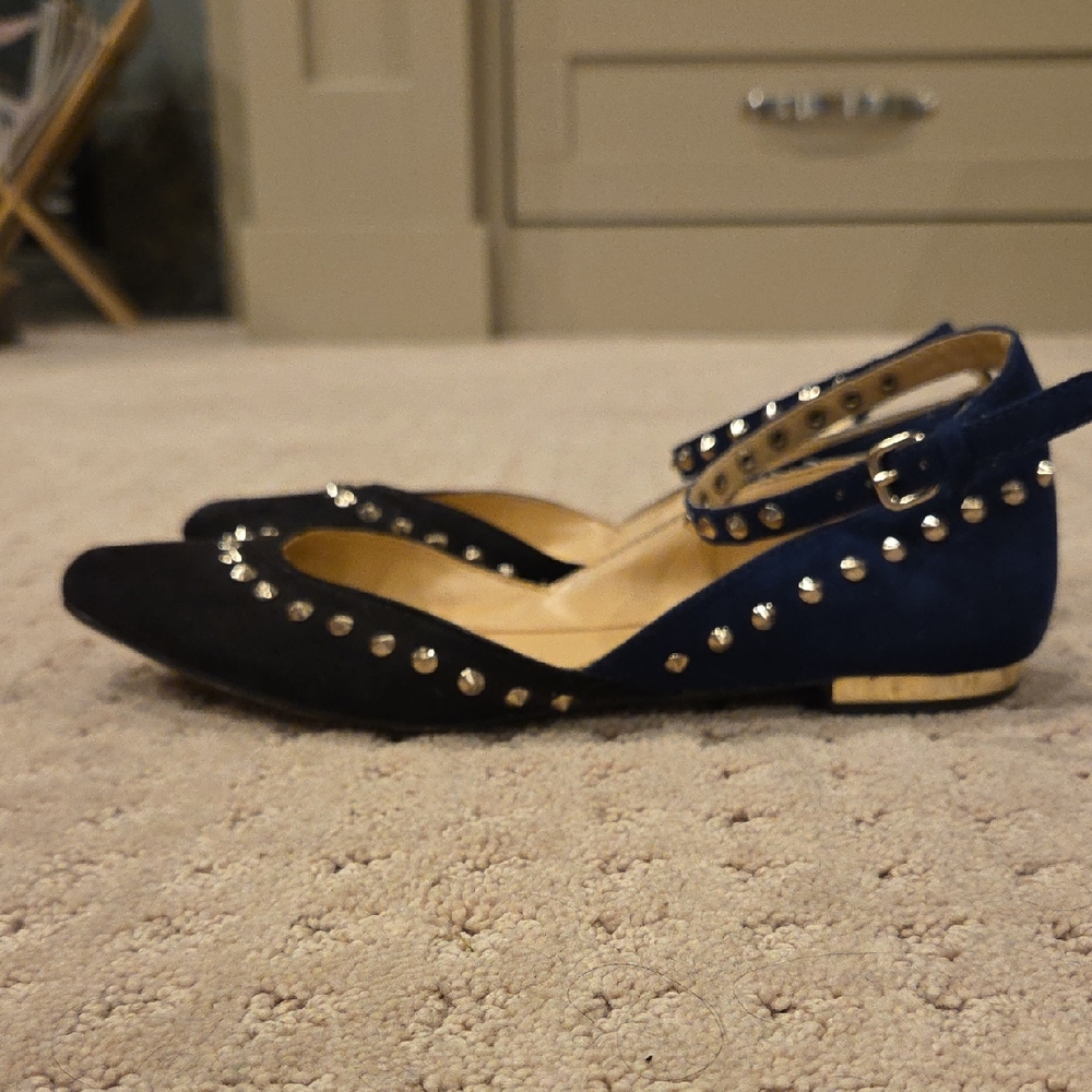 Expressions Black and Blue Flats for Everyday Elegance